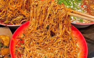 流量太大避风头，面馆火了却歇业